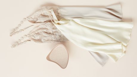 ropa post mastectomía con bolsillo para la prótesis mamaría