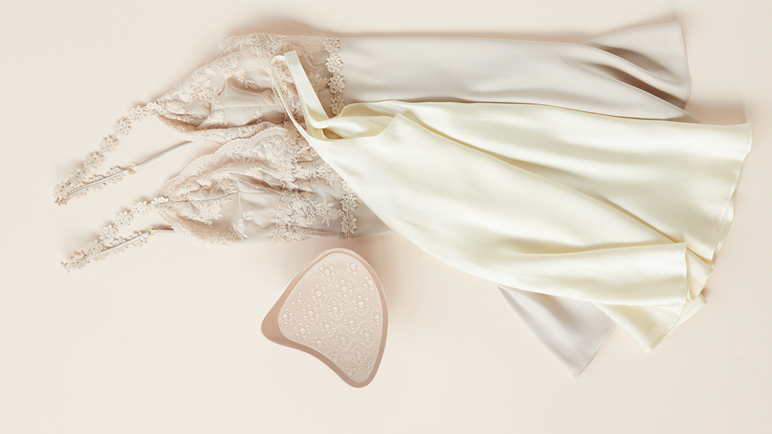 ropa post mastectomía con bolsillo para la prótesis mamaría