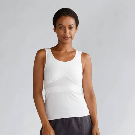 michelle-camisola-postoperatoria-amoena-beautystudiocenter-oncologia